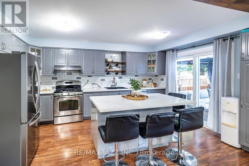 53 Vail Meadows Cres, Bowmanville, ON, L1C4T2 | Card Image