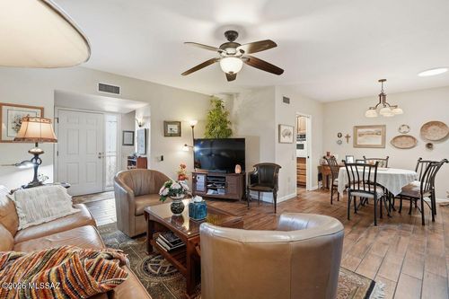 1331 W Calle Serrano, Green Valley, AZ, 85622 | Card Image