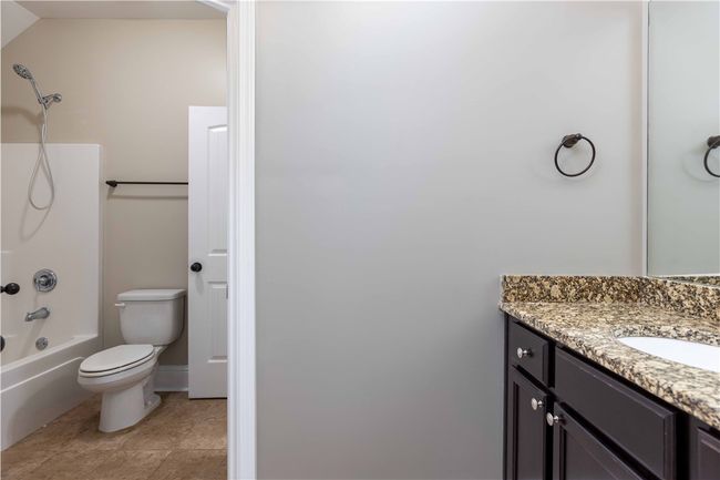 8 Ivy Loop, Home with 4 bedrooms, 3 bathrooms and null parking in Phenix City AL | Image 7