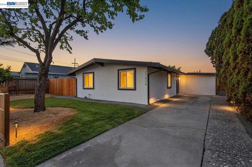 27828 Mandarin Ave, Hayward, CA, 94544-5000 | Card Image