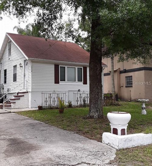 1714 E Mulberry Dr, Tampa, FL, 33604-3540 | Card Image