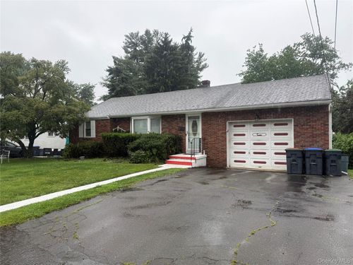 12 Heck Rd, Garnerville, NY, 10923-1802 | Card Image