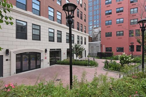 2b-2 Mill St, Yonkers, NY, 10701-2879 | Card Image
