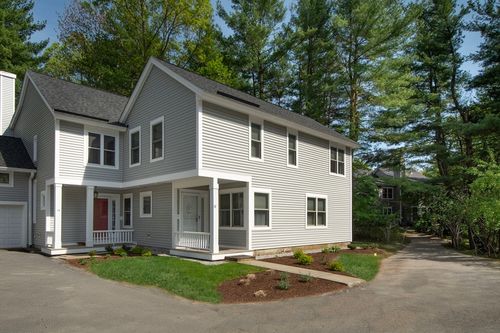 16-16 Holly Ct, Rockland, MA, 02370-3335 | Card Image
