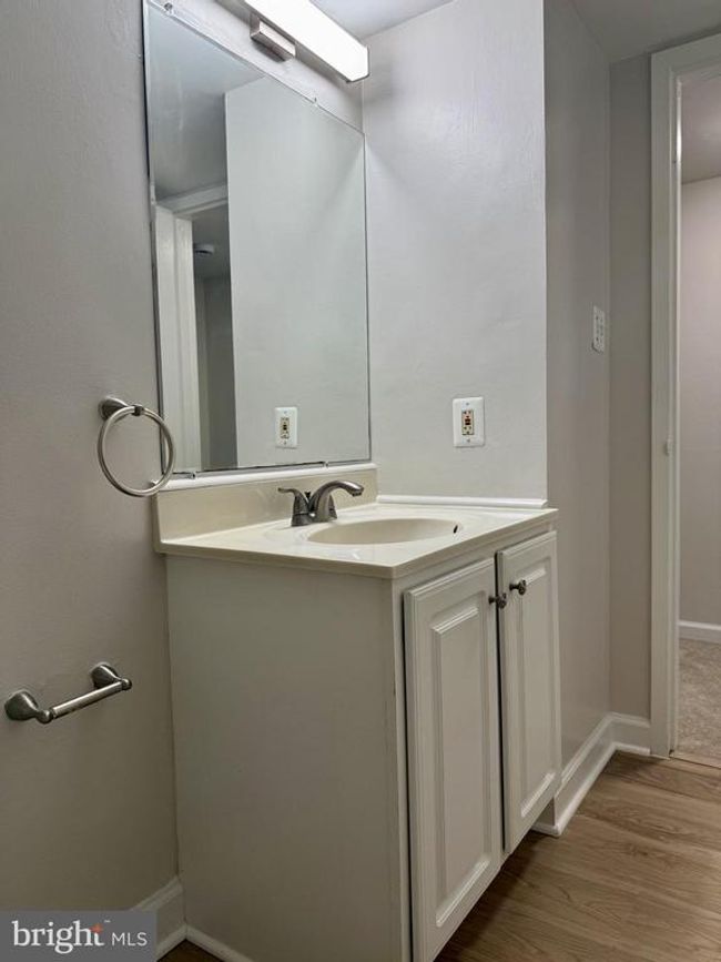 APT-11B - 1520 Northgate Sq, Condo with 2 bedrooms, 1 bathrooms and null parking in RESTON VA | Image 17