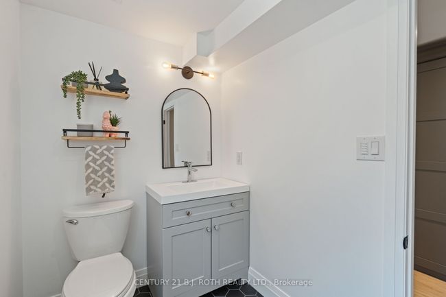 233 Dock Rd, House other with 3 bedrooms, 3 bathrooms and 5 parking in Barrie ON | Image 29