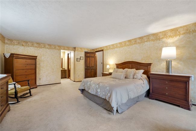 1378 Langport Dr, House other with 4 bedrooms, 4 bathrooms and 2 parking in Upper St. Clair PA | Image 16