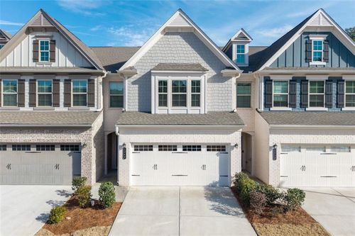 2079 Lanier Harbor Pt, Buford, GA, 30518-1397 | Card Image