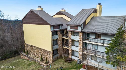 305-1130 Ski View Dr, Gatlinburg, TN, 37738-4538 | Card Image