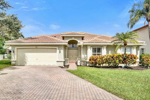 5886 Bay Hill Cir, Lake Worth, FL, 33463-6567 | Card Image