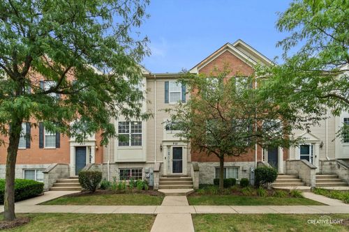 805 Lewisburg Ln, Aurora, IL, 60504-2115 | Card Image