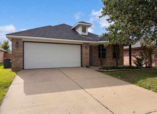dr-1618 Hillside Hillside Dr, Waxahachie, TX, 75165-6170 | Card Image