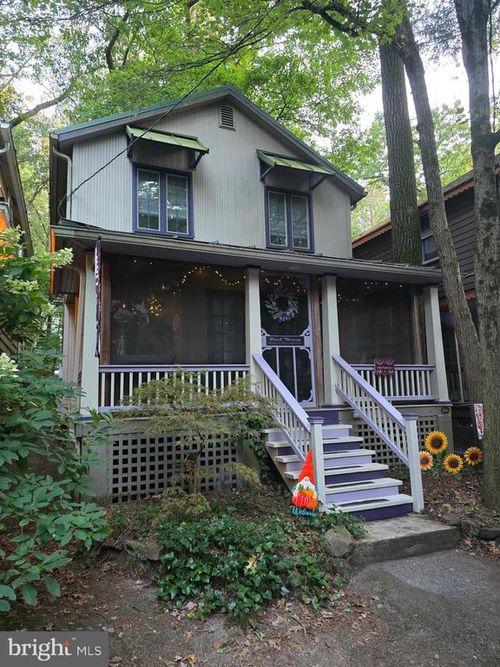 207 Weaver Ave Avenue, MOUNT GRETNA, PA, 17064 | Card Image