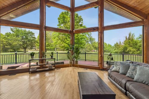 1437 Dividing Ridge Rd, Goodlettsville, TN, 37072-7131 | Card Image