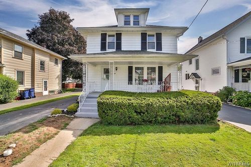 42 Beverly Ave, Lockport, NY, 14094-2502 | Card Image