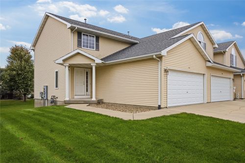 4595 Widgeon Court, Marion, IA, 52302 | Card Image