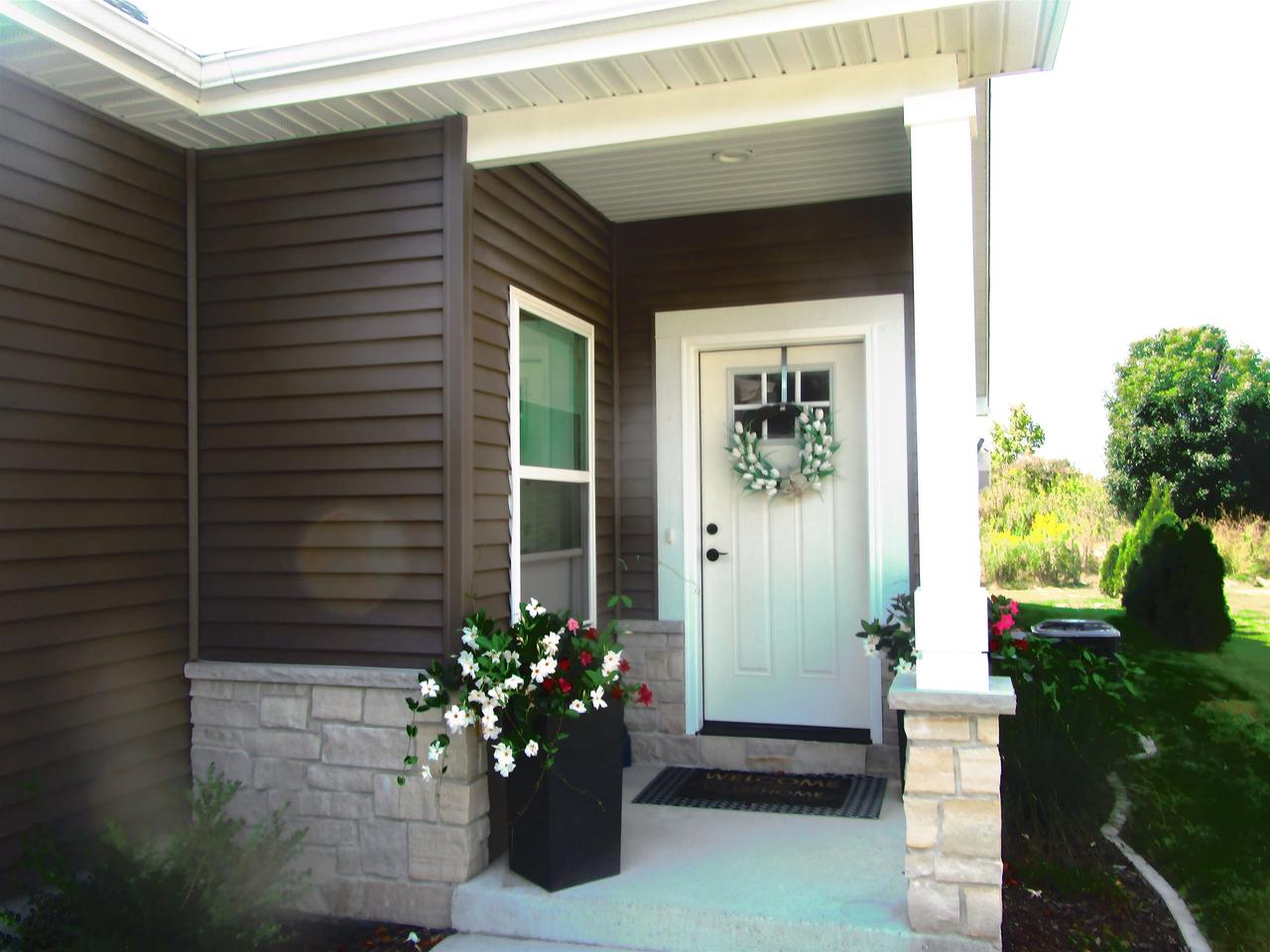 Tanglewood Pl, Janesville, WI 53546