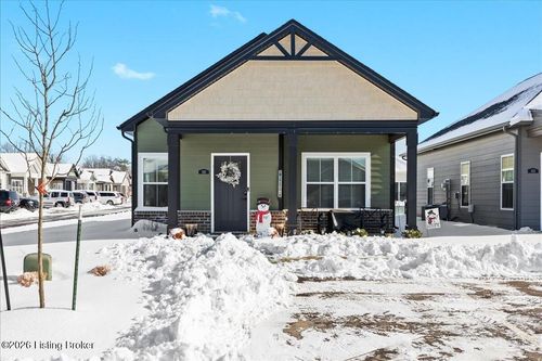 831 Rosemary Ln, La Grange, KY, 40031-7920 | Card Image