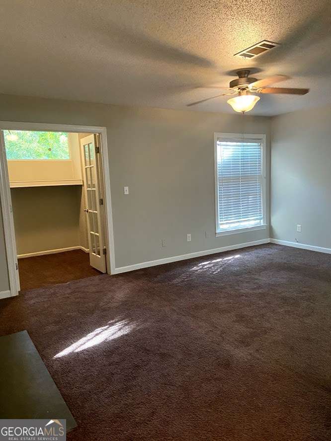 Residential in Lithonia
