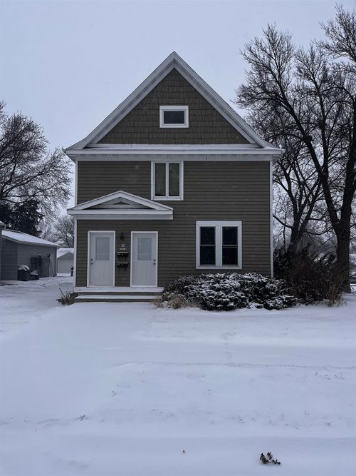 502 W Lincoln St, Springfield, MN, 56087-1012 | Card Image