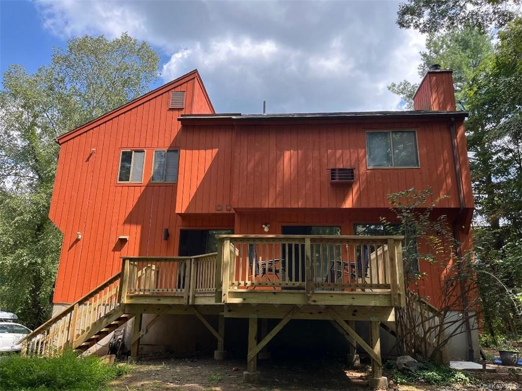 Maple Moor Ln, Cortlandt Manor, NY 10567