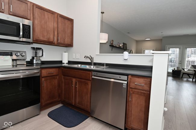 1053 Reserve Way, Condo with 2 bedrooms, 1 bathrooms and null parking in Indianapolis IN | Image 14