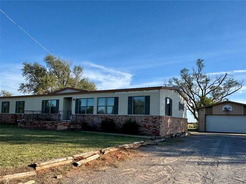 406 E 10th St, Leedey, OK, 73654 | Card Image