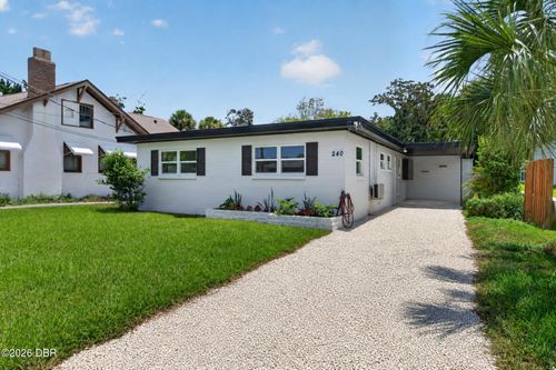 240 Hartford Ave, Daytona Beach, FL, 32118-3314 | Card Image