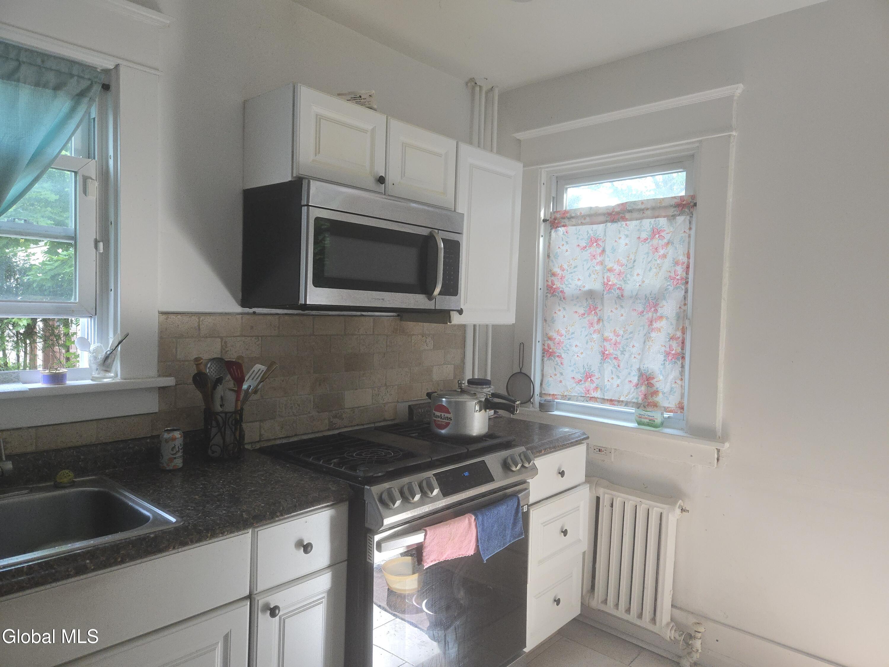 Residential Lease in Albany