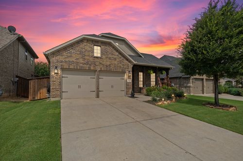 7813 Fossil Creek Trl, McKinney, TX, 75071-5671 | Card Image
