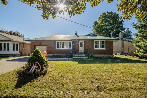 225 Woodhaven Rd, Kitchener, ON, N2C1V6 | Card Image