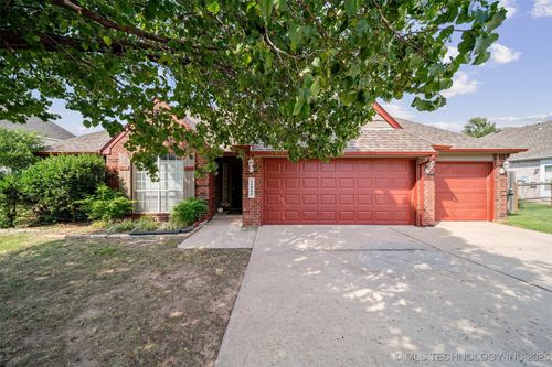 11905 E 100th St N, Owasso, OK, 74055-6474 | Card Image