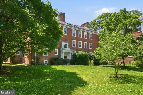 d688-3450 39th St Nw, WASHINGTON, DC, 20016-3763 | Card Image