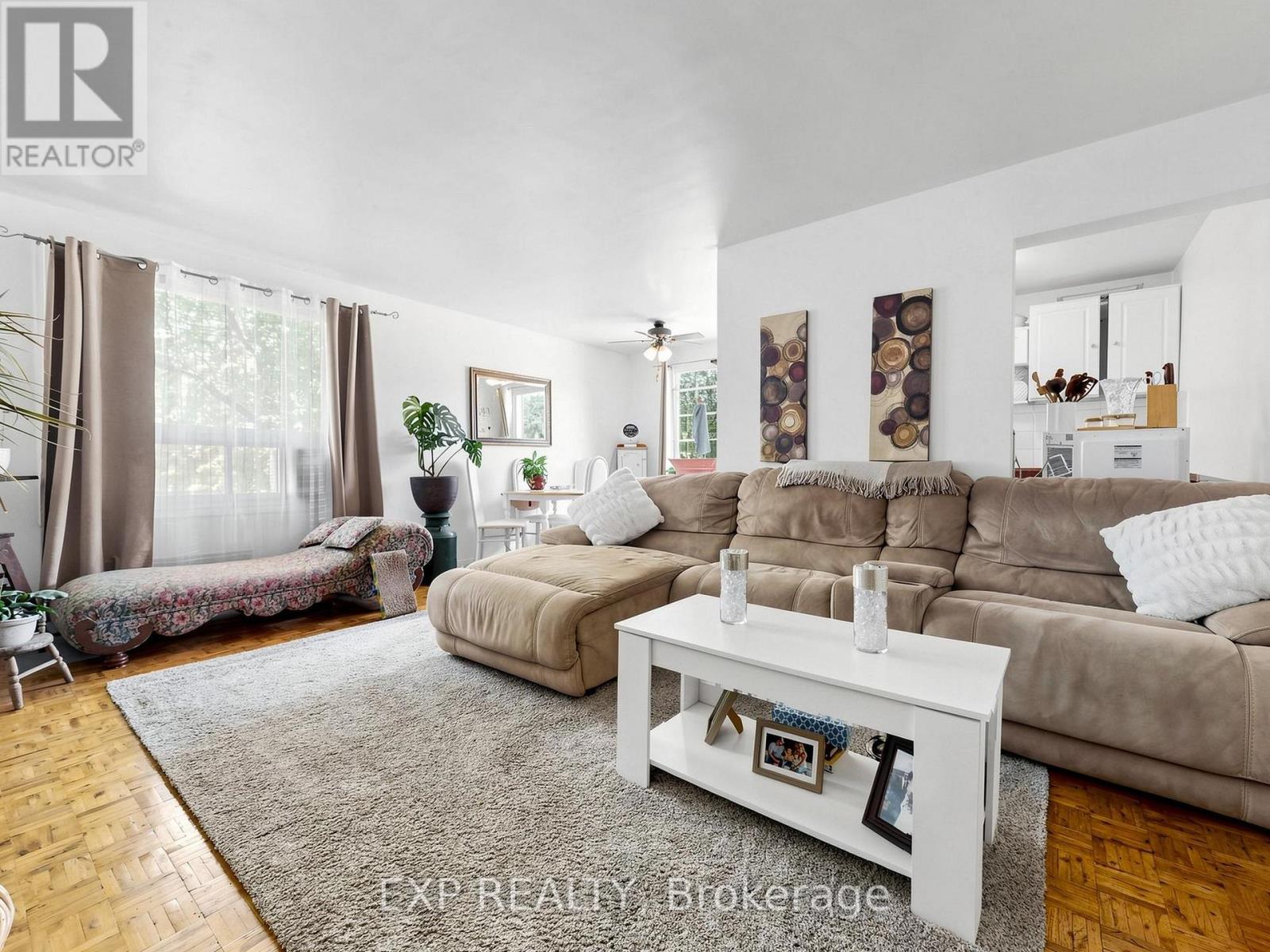 Residential Income in Barrie (Queen's Park) 3