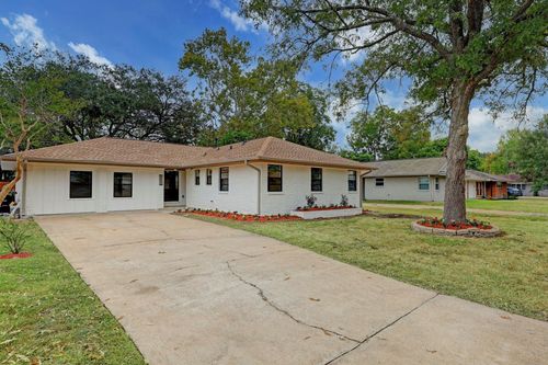 11221 Elbeck Dr, Houston, TX, 77035-5925 | Card Image