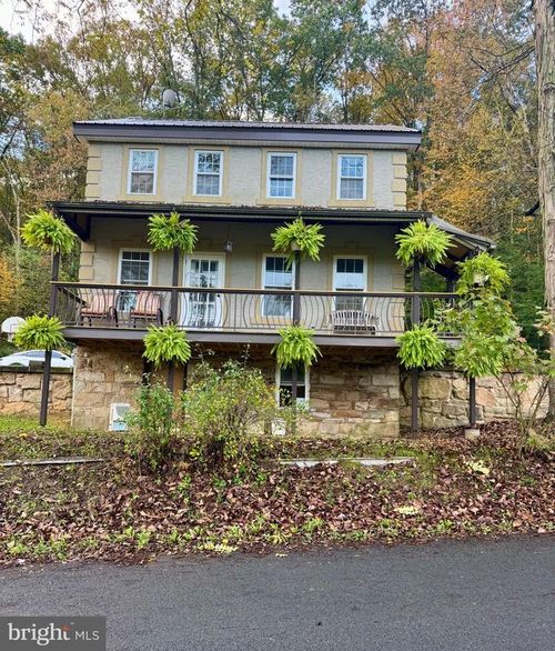 146 Mexico Rd, PINE GROVE, PA, 17963-9157 | Card Image