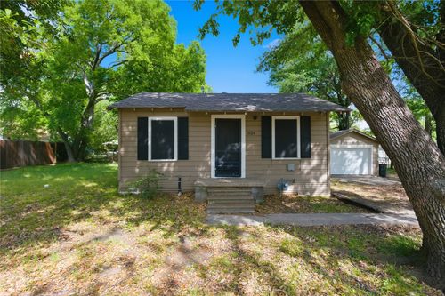 834 Brinker St, Sulphur Springs, TX, 75482-4303 | Card Image