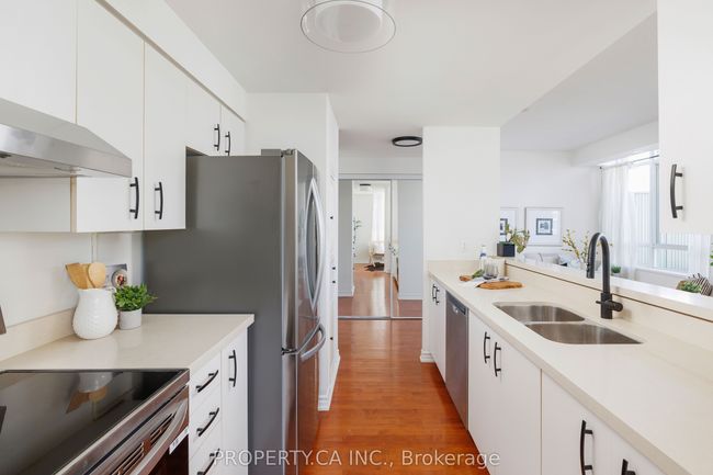 9 - 70 Mill St, Condo with 2 bedrooms, 2 bathrooms and null parking in Toronto ON | Image 14