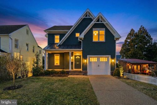 1618 N Danville St, ARLINGTON, VA, 22201-3904 | Card Image