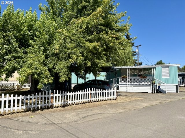 Residential in Sutherlin 2
