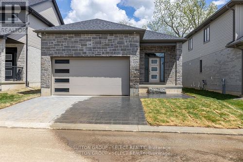 14-7966 Fallon Dr, Granton, ON, N0M1V0 | Card Image
