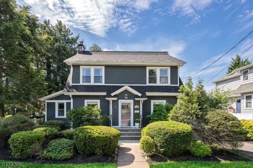 144 Spencer Pl, Ridgewood, NJ, 07450-4108 | Card Image