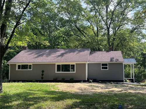 5810 N Edinburg Rd, Edinburg, PA, 16116-3806 | Card Image