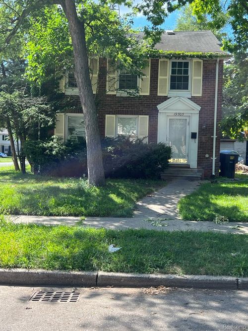19303 Montevista st Monte Vista Street, Detroit, MI, 48221 | Card Image