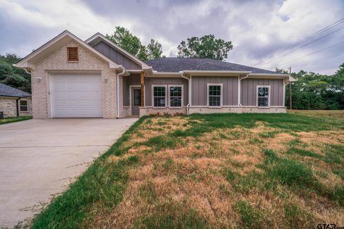 411 N Fuller Ave, Tyler, TX, 75702-6205 | Card Image