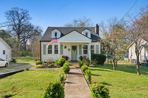 308 5th Ave, Columbia, TN, 38401-2816 | Card Image