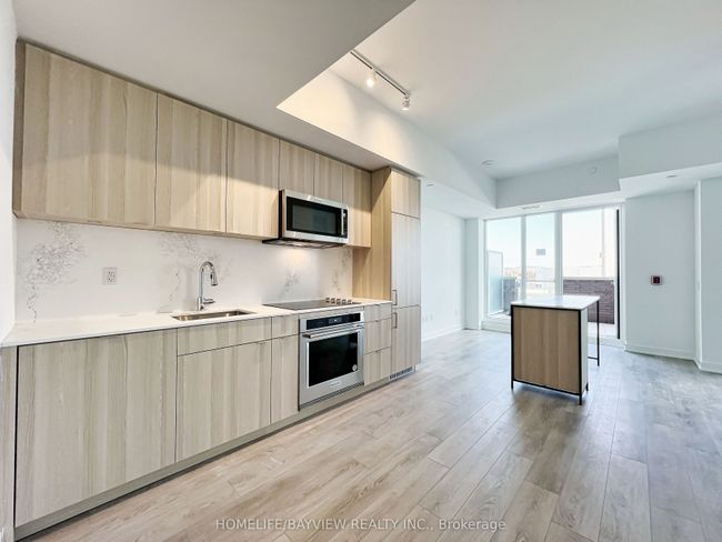 113 - 220 Missinnihe Way, Condo with 4 bedrooms, 3 bathrooms and null parking in Mississauga ON | Image 5