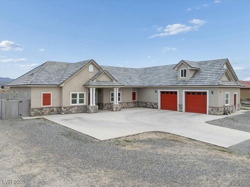 3201 S Underbrush Ave, Pahrump, NV, 89048-9460 | Card Image