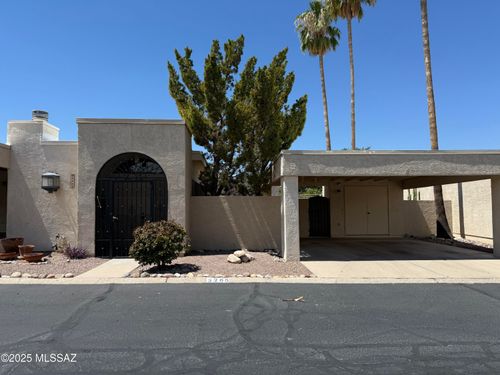 3265 N Little Horse Dr, Tucson, AZ, 85712-1140 | Card Image