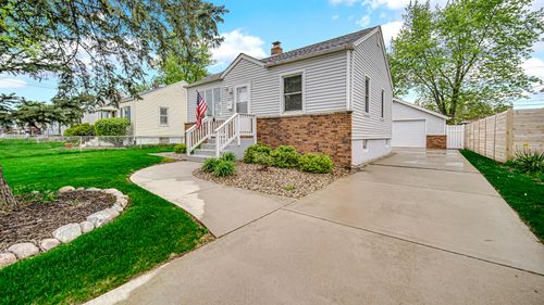 214 N Jay St, Griffith, IN, 46319-2721 | Card Image